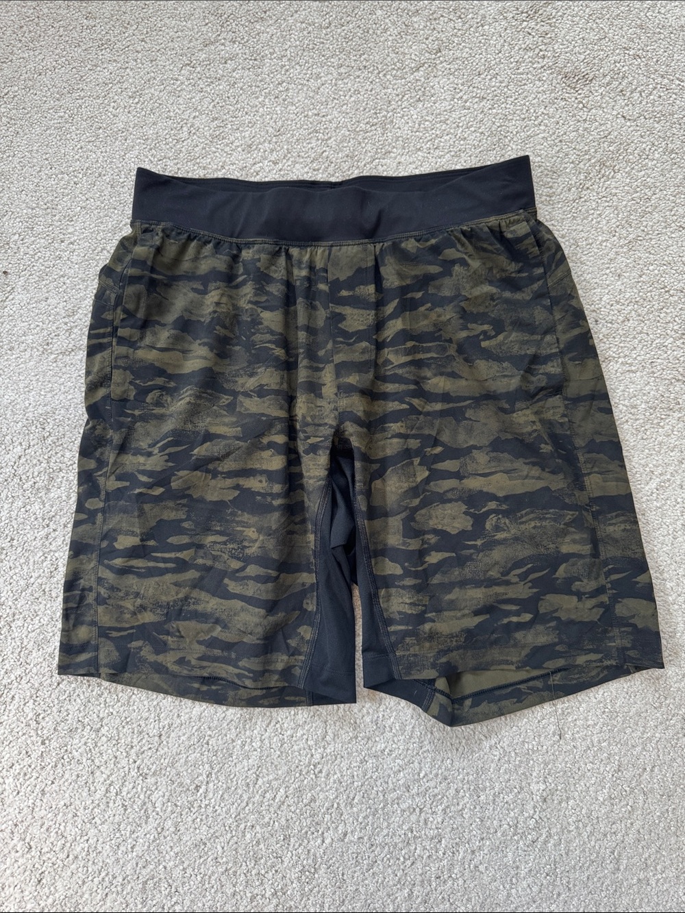 lululemon THE Shorts with Luctreme Liner 9" Green Size L